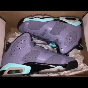 Jordan 6 “iron purple”